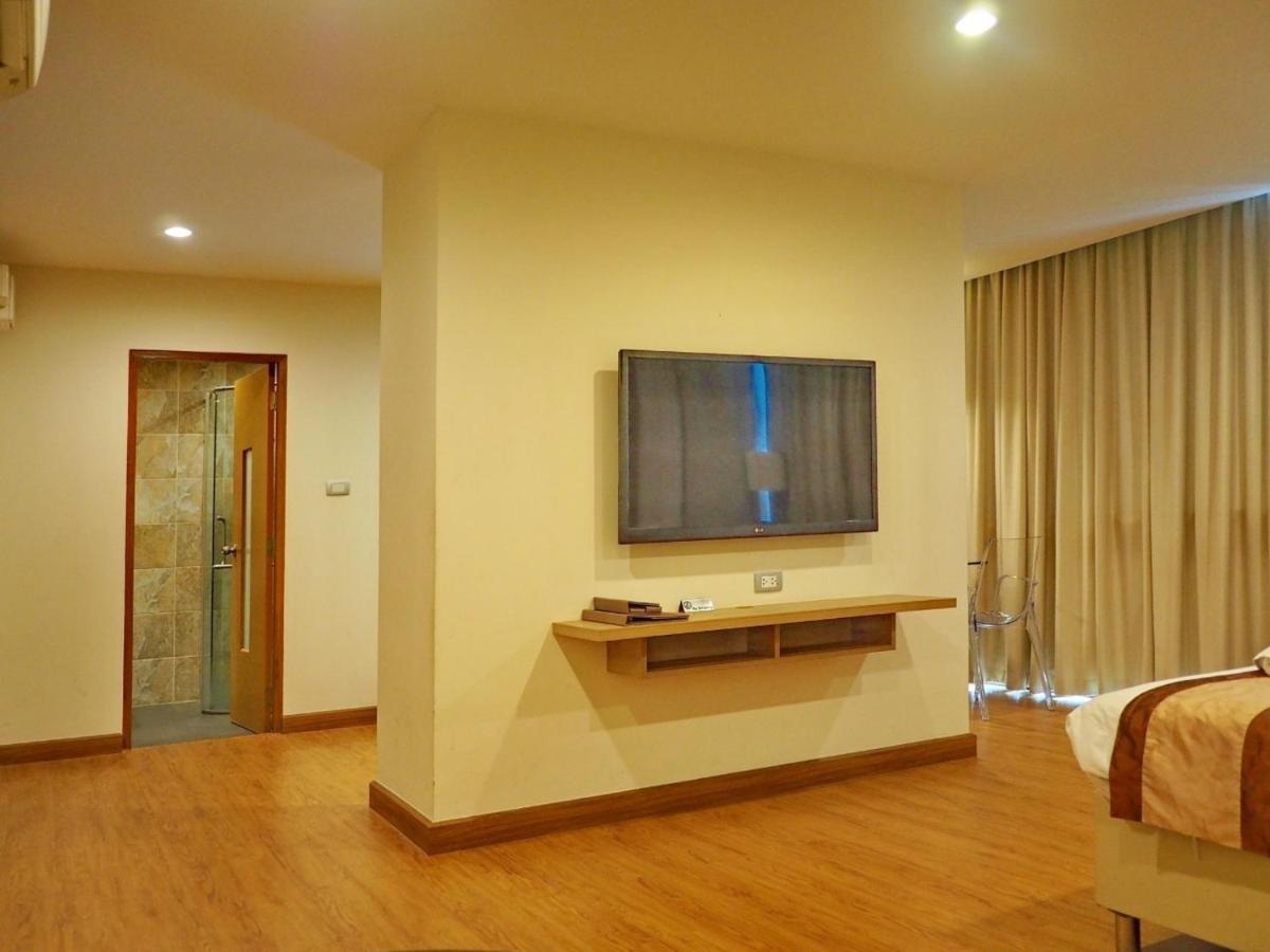 S17 Nimman Khách sạn 3*