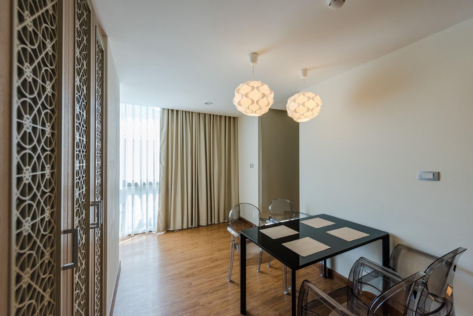 S17 Nimman Khách sạn 3*